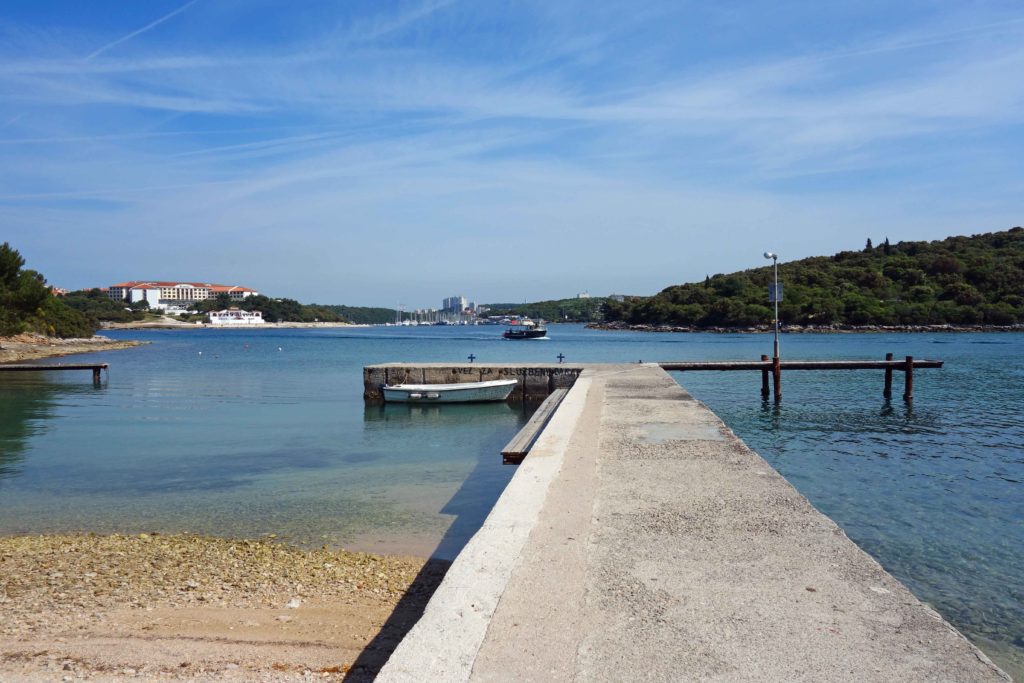 Bootssteg auf Fratarski Otok