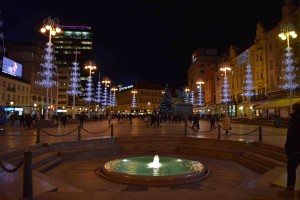 Ban-Jelacic-Platz bei Nacht