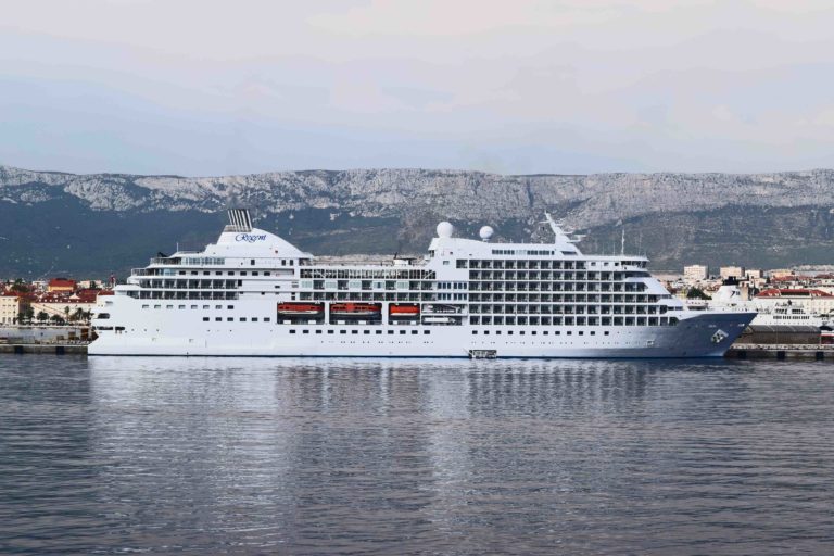 KroatienReise Mit der Fähre von Split