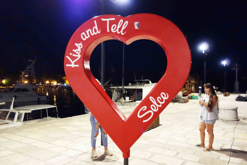 Kissing Spot Selce