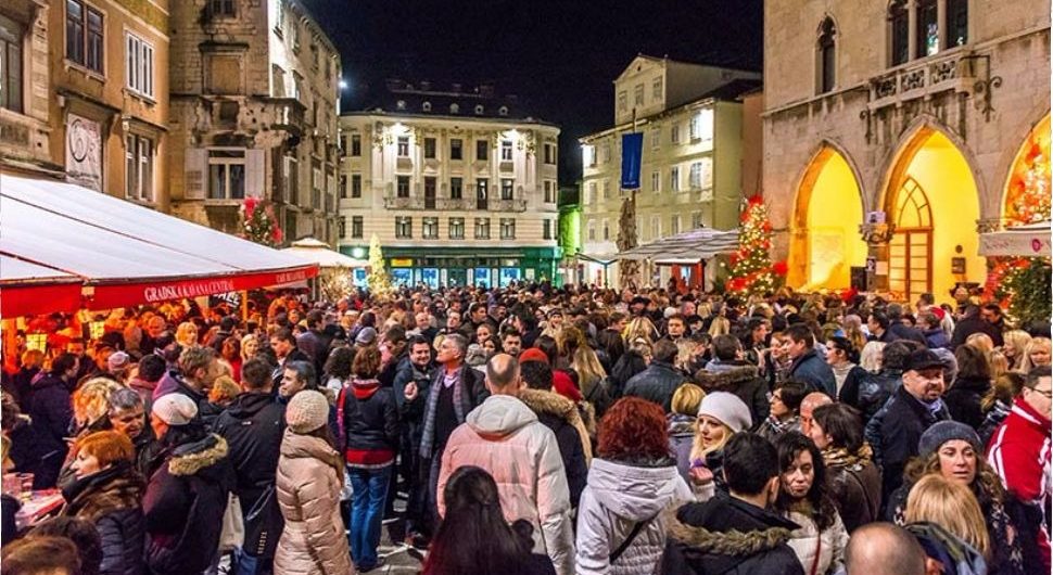 Weihnachtsmarkt in Split