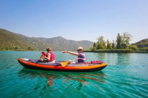 Kayaking auf den Bacina-Seen