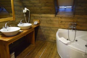 Badezimmer mit Whirlpool Ethno Houses Plitvica Selo