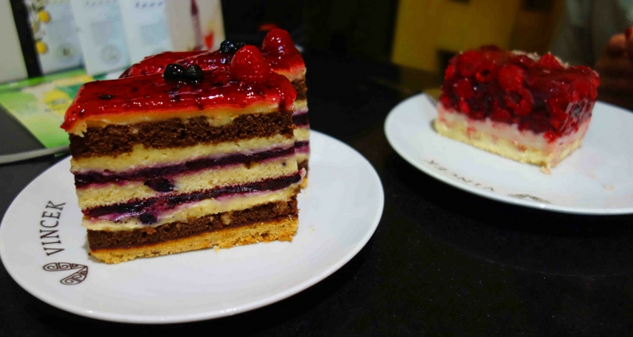 Leckere Kuchen in der Vincek Slasticarna Zagreb