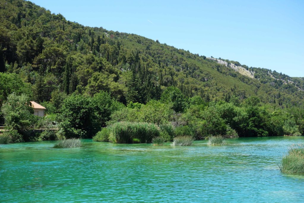 Kein Schwimmen an den Krka Wasserfällen flussabwärts