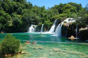 Schwimmen an den Krka Wasserfällen