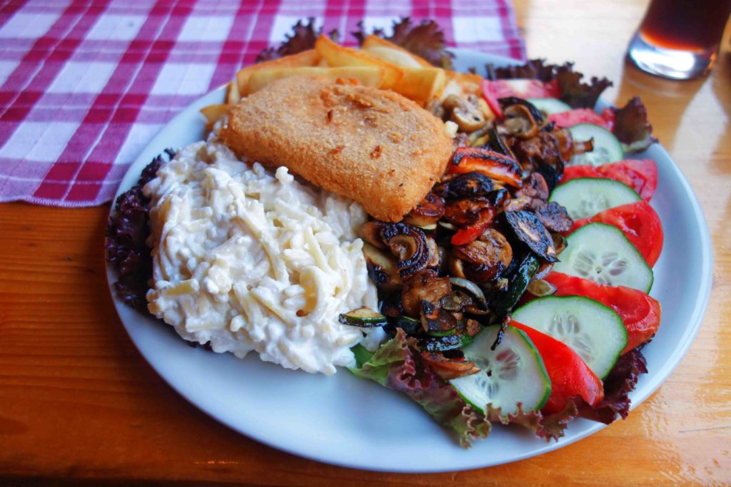 Vegetarischer Teller im Slavonska kuca Osijek