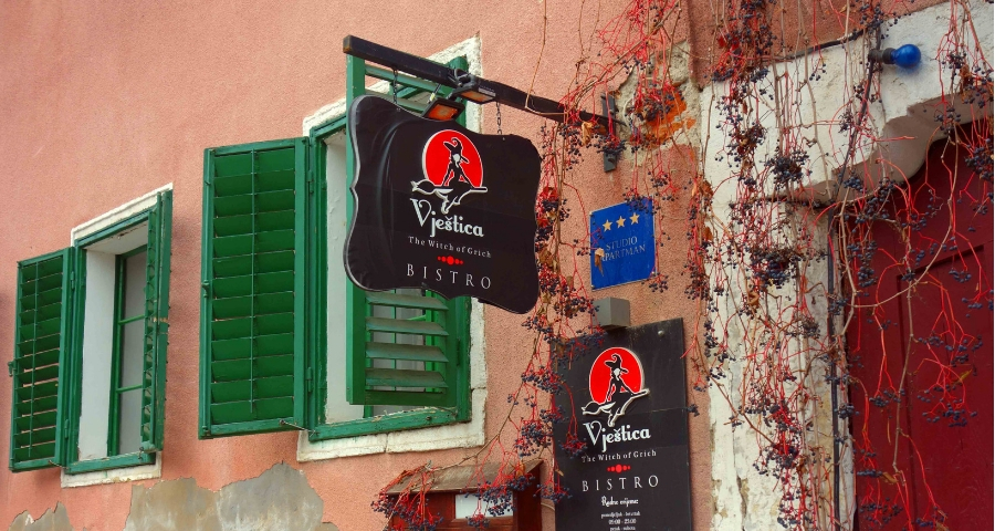 Grička Vještica, Bistro in Zagreb