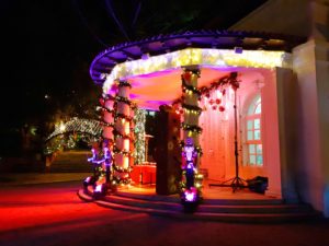 Weihnachtsmarkt am Kunstpavillon Juraj Sporer
